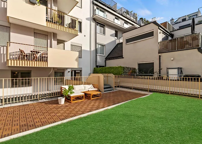 Modern Apartment I Parking I Vienna, Austria